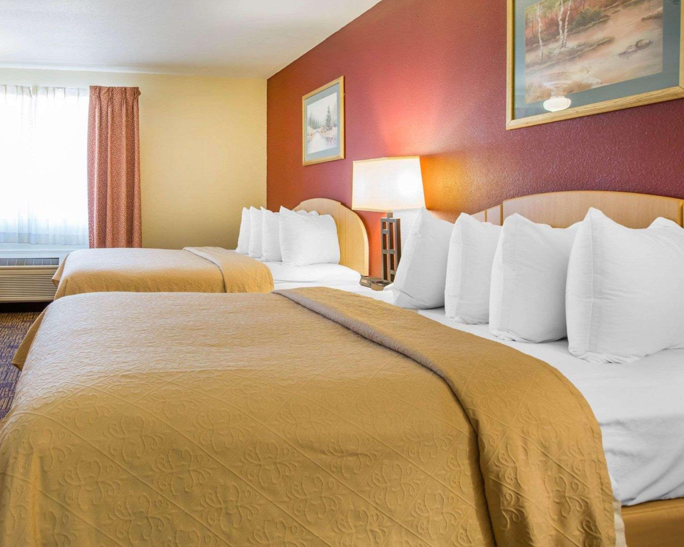 Quality Inn & Suites Weed Zewnętrze zdjęcie