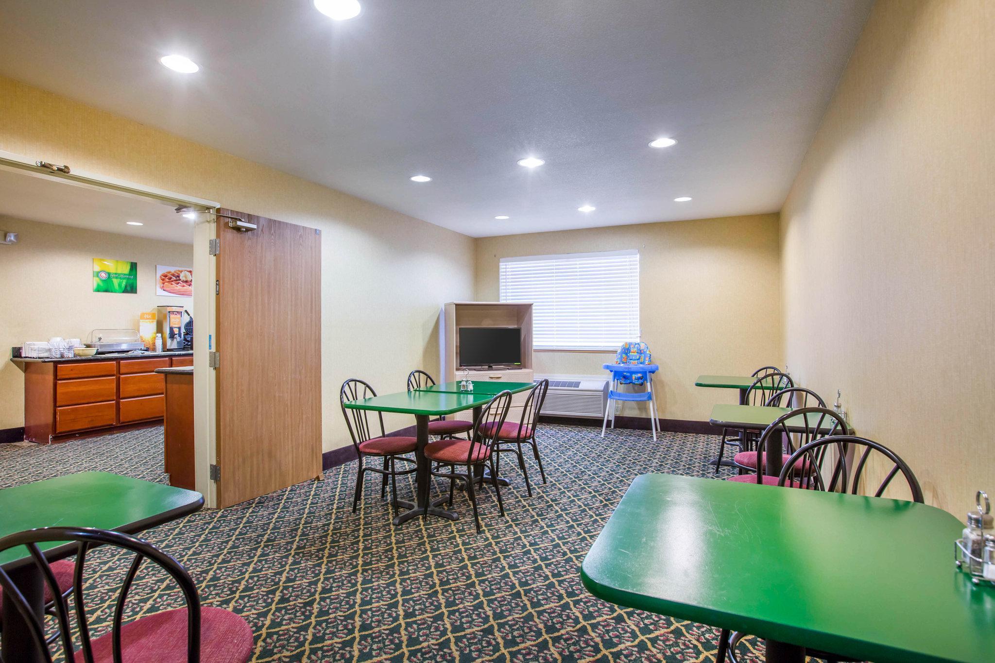 Quality Inn & Suites Weed Zewnętrze zdjęcie