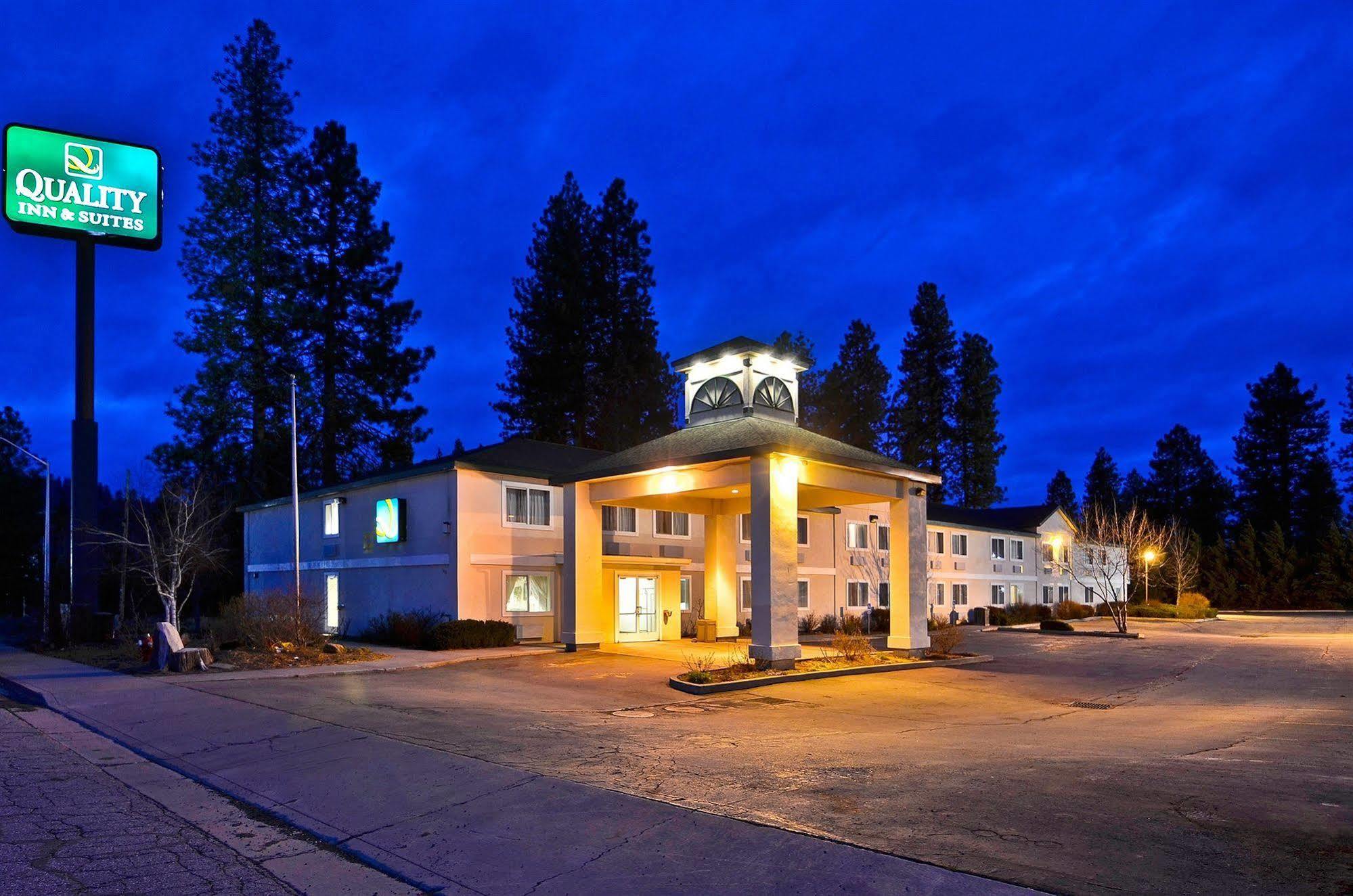 Quality Inn & Suites Weed Zewnętrze zdjęcie